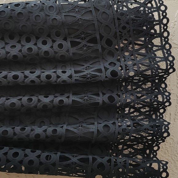 ROMEO&JULIET COUTURE Black lace skirt - Picture 11 of 14